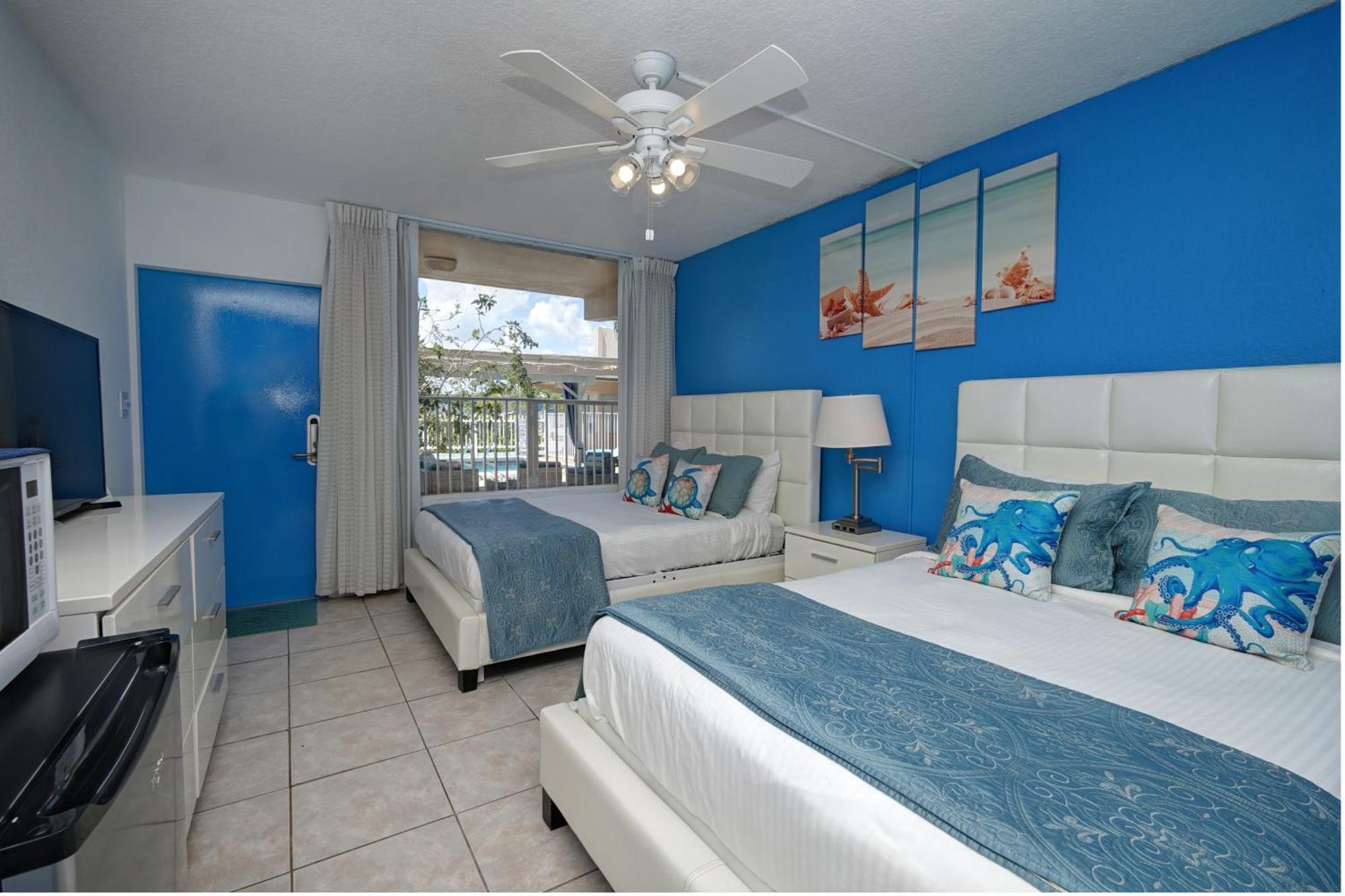 Castle By The Sea Motel Lauderdale-by-the-Sea Exterior photo